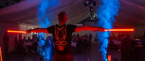 LED Show Light Up mit LED Jonglage und Bühnentechnik