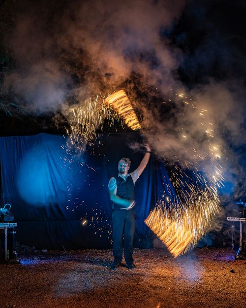 Feuershow Classic-Fire mit brennenden Seilen