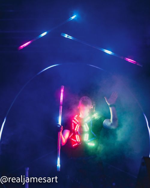 LED Show Light Up mit LED Stab Jonglage
